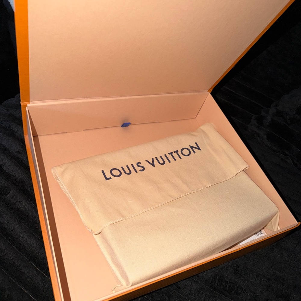 Men's Designer Bag - Picture 6 of 6